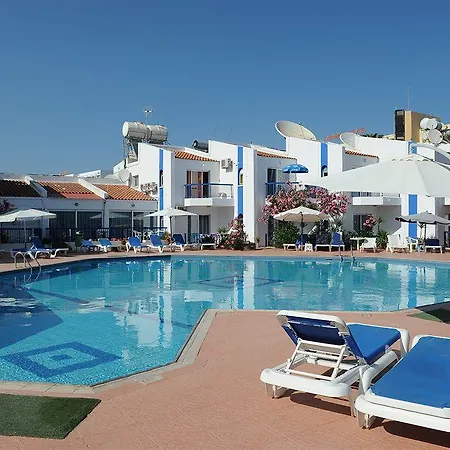 Alexia Aparthotel 2*