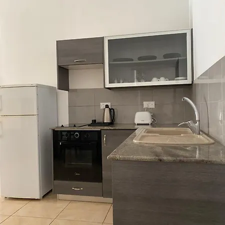 Aparthotel Alexia 2*