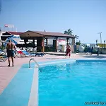 Alexia Lägenhetshotell Ayia Napa